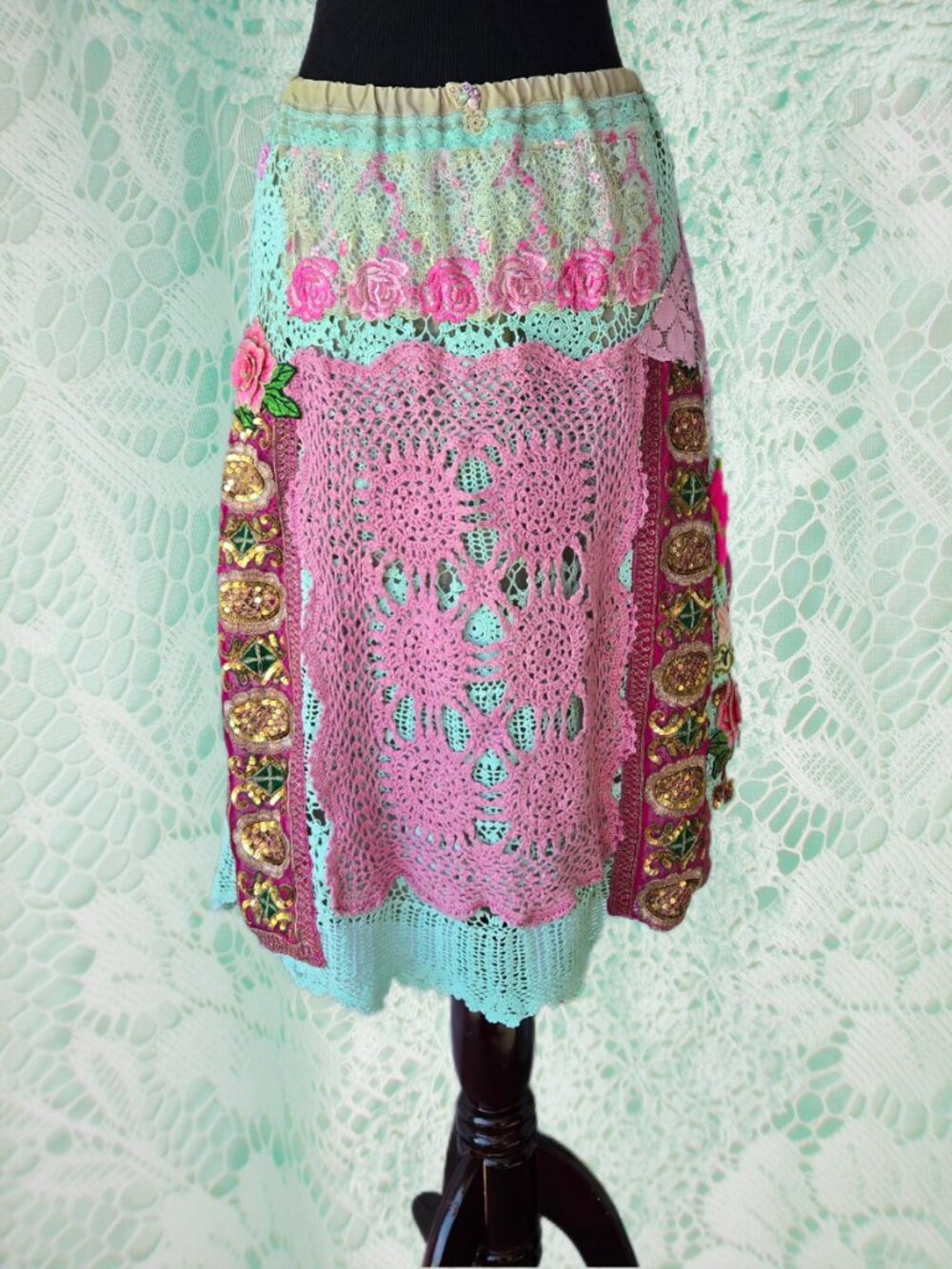 Mint Green Crochet & Embroidered Skirt | Roselani Jasmin | Size Medium